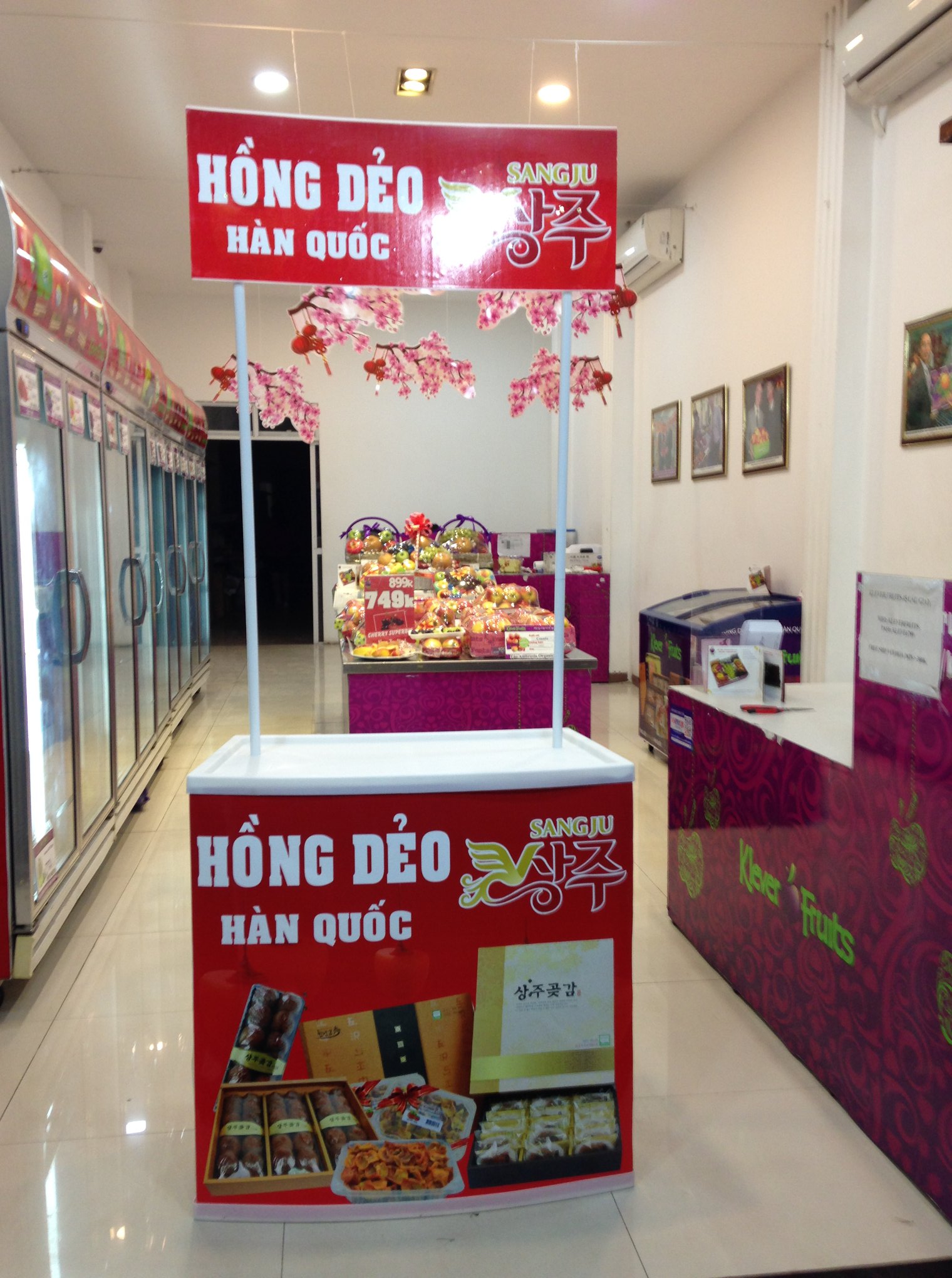 Quầy booth siêu thị