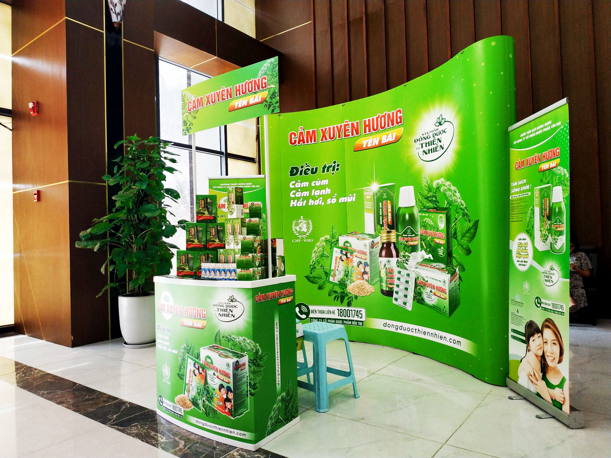 Standee sự kiện