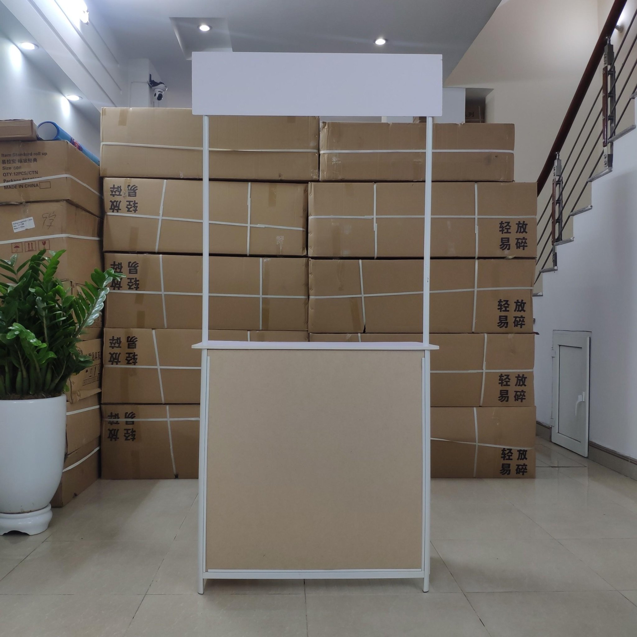 Booth quảng cáo sắt Booth quảng cáo sắt