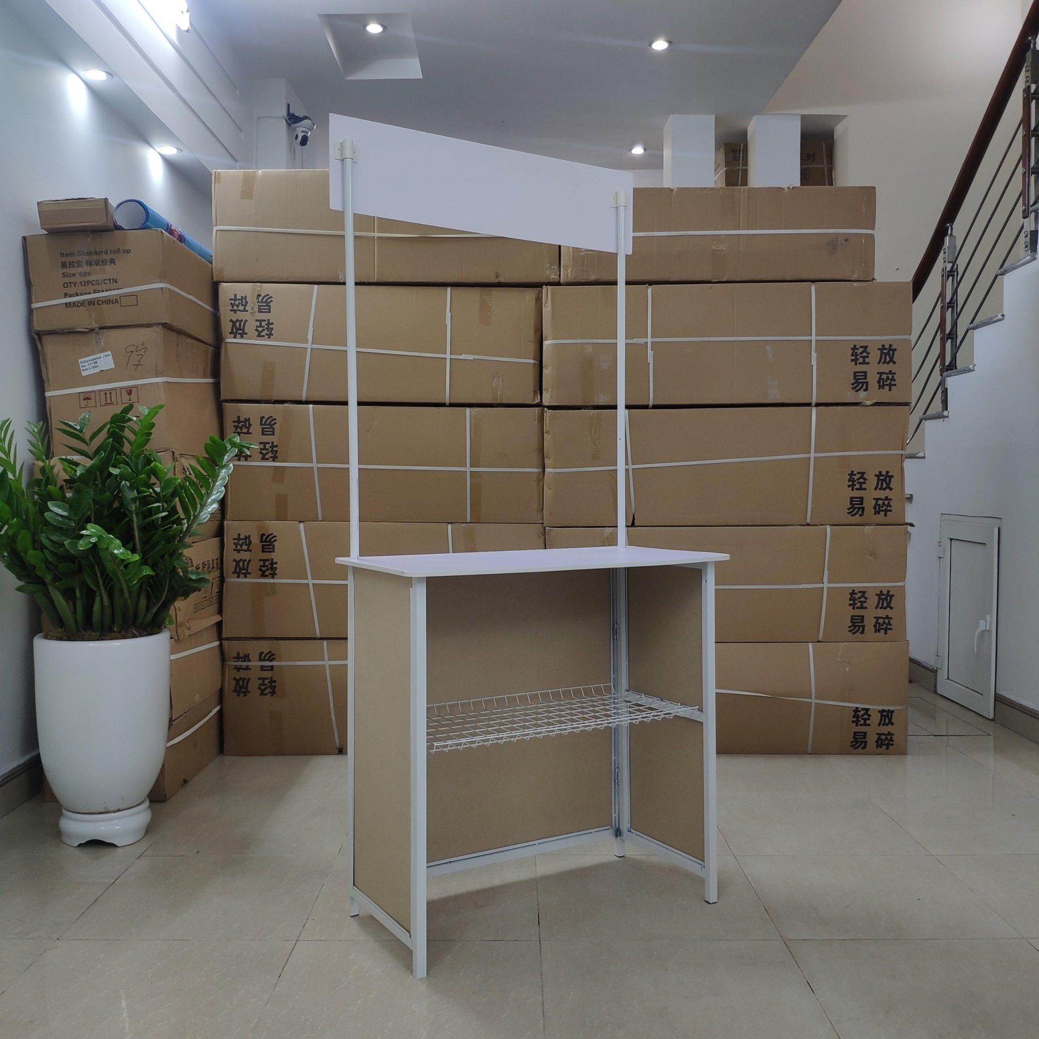 Quầy sắt di động