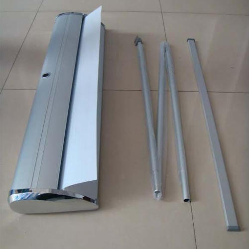 Standee hào hoa nhựa Standee hào hoa nhựa