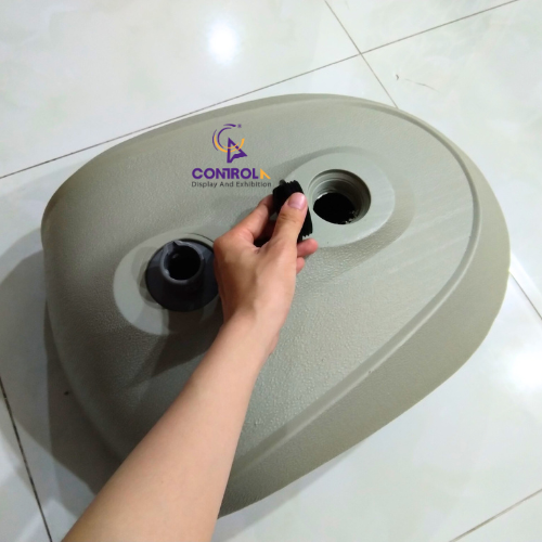Standee đế nước tăng giảm kiểu tròn